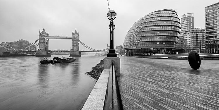 Tower Bridge and City Hall (2) - Tower Bridge