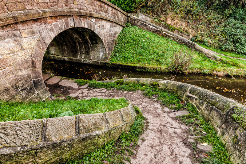 Bridge 76 (Morris's), Macclesfield Canal - Bridges 71 to 80