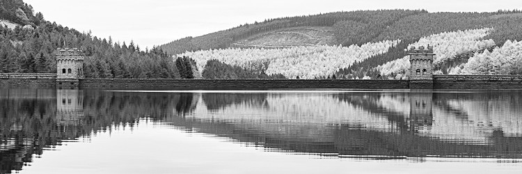 Derwent Reservoir panorama (1) - Derwent Reservoir
