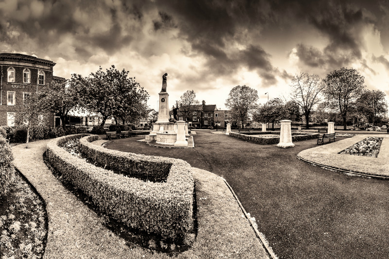 War Memorial, Park Green, Macclesfield (1) - Park Green