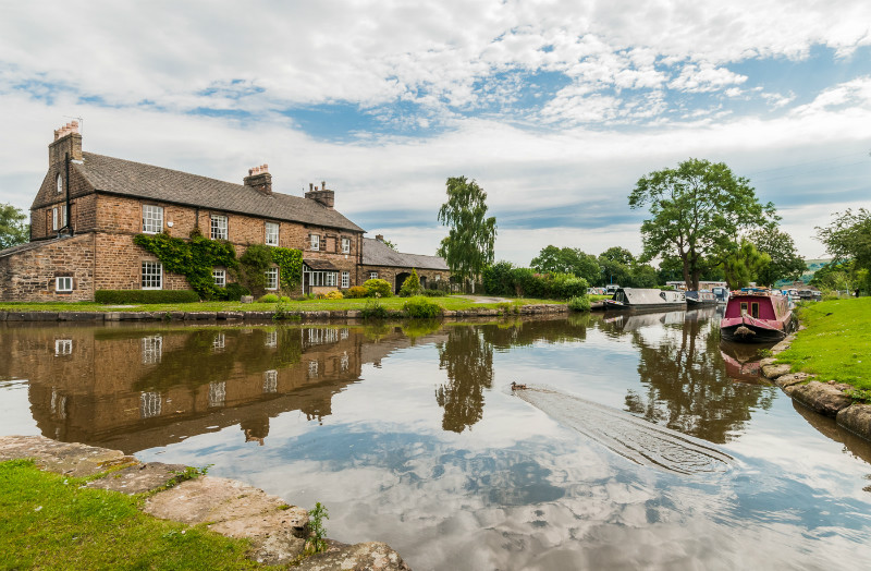 Marple junction on the Macclesfield Canal by photographer Mark Helliwell