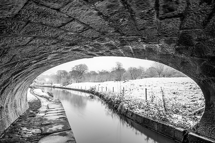 Bridge 44 looking east, Macclesfield Canal (3) - Bridges 41 to 50
