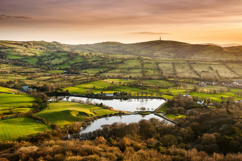Towards Croker Hill from Tegg's Nose (1) - On Tegg's Nose