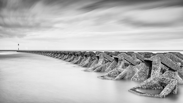 Sea defences, New Brighton (2) - Merseyside