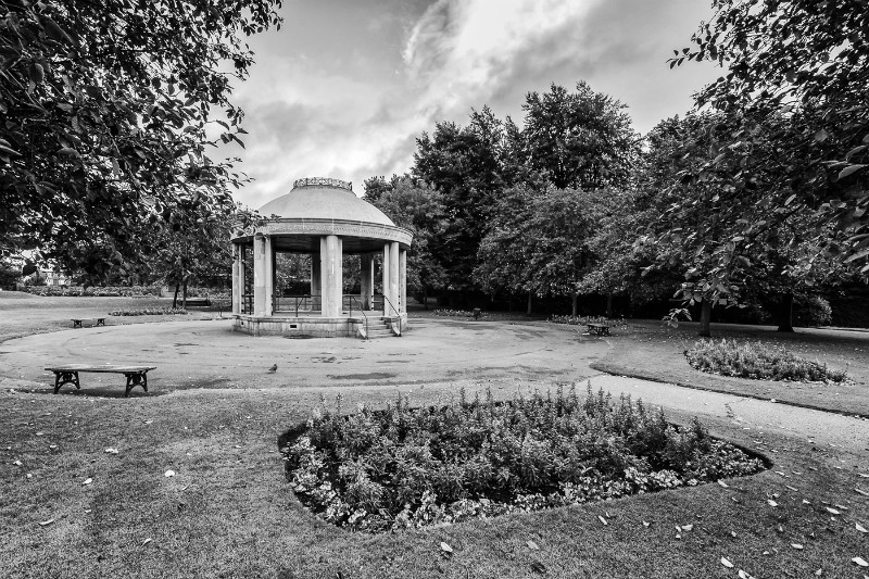 South Park Bandstand, Macclesfield - Other buildings