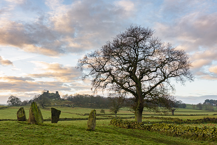 Nine Stones Close and Robin Hood's Stride (2) - Alport and Stanton Moor