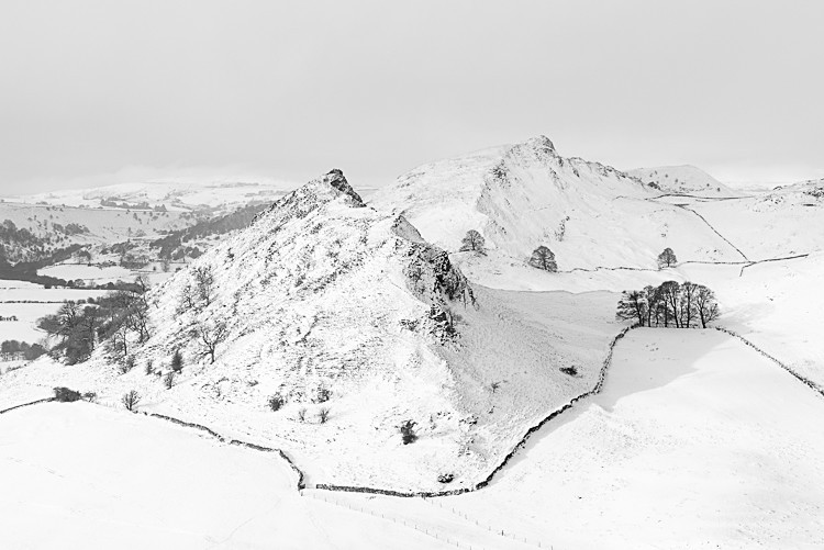 Parkhouse Hill and Chrome Hill from Hitter Hill (5) - Parkhouse and Chrome Hills