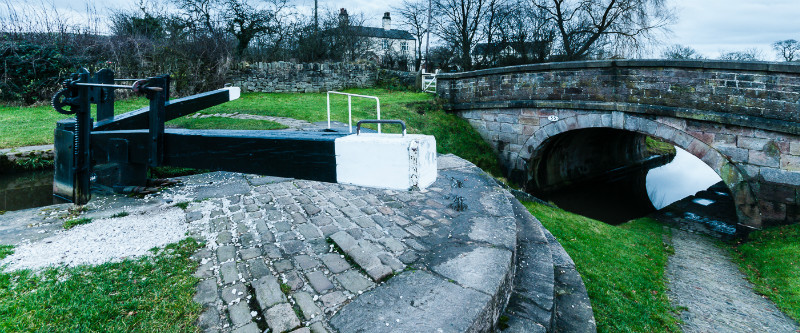 Bridge 55 on the Macclesfield Canal by photographer Mark Helliwell