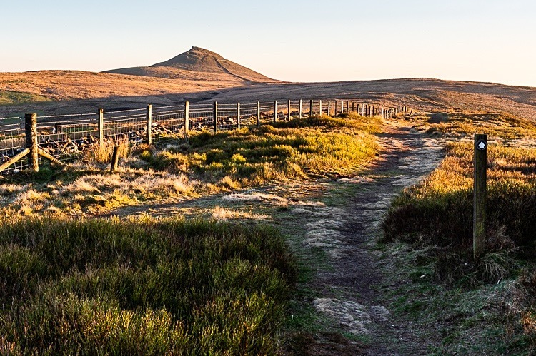 Path to Shutlingsloe (3) - Shutlingsloe