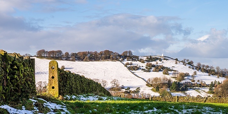White Nancy from Oakenbank Lane (1) - White Nancy