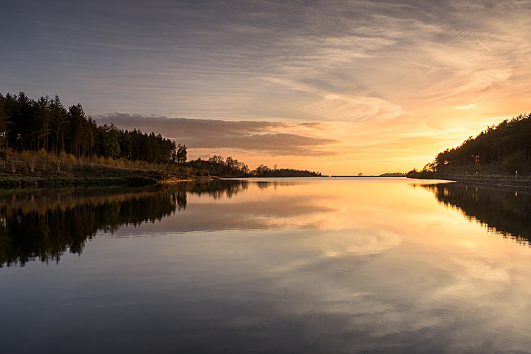 Sunset over Ridgegate Reservoir (3) - The Langley Reservoirs