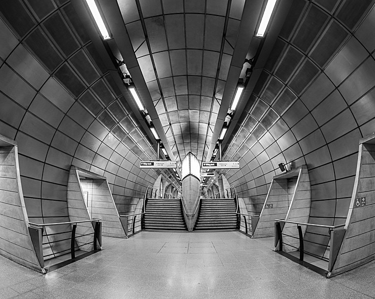 Southwark Tube Station (2) - Underground/DLR