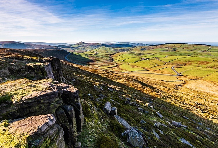 Shutlingsloe and the Cat and Fiddle from Shining Tor (3) - Shutlingsloe