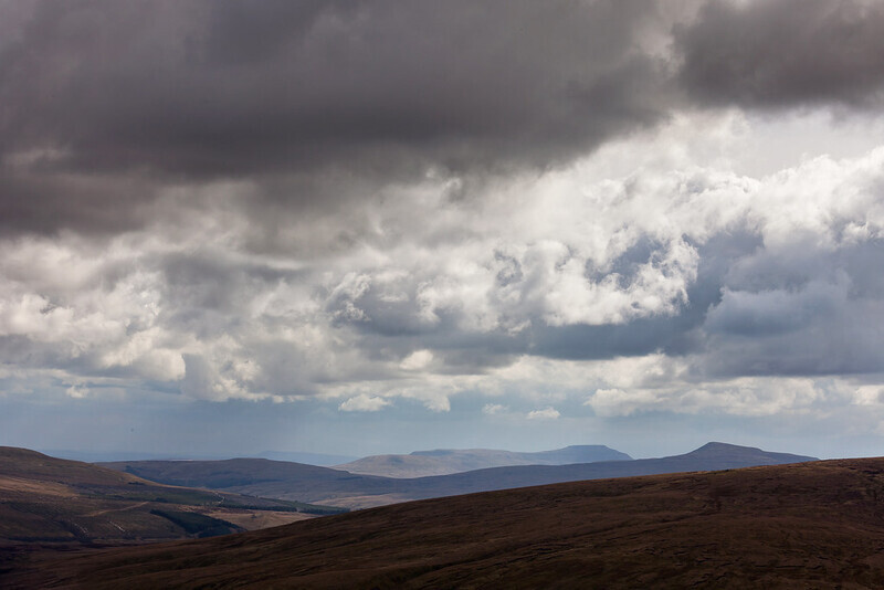 Yorkshire 2 Peaks - Yorkshire Dales