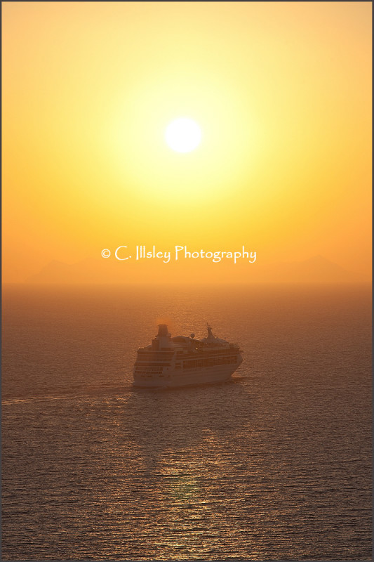 Sunset Departure, Santorini - Dream Destinations