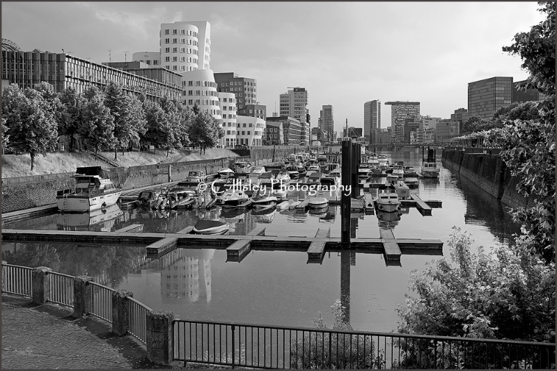 Der Medienhafen 1 - Düsseldorf