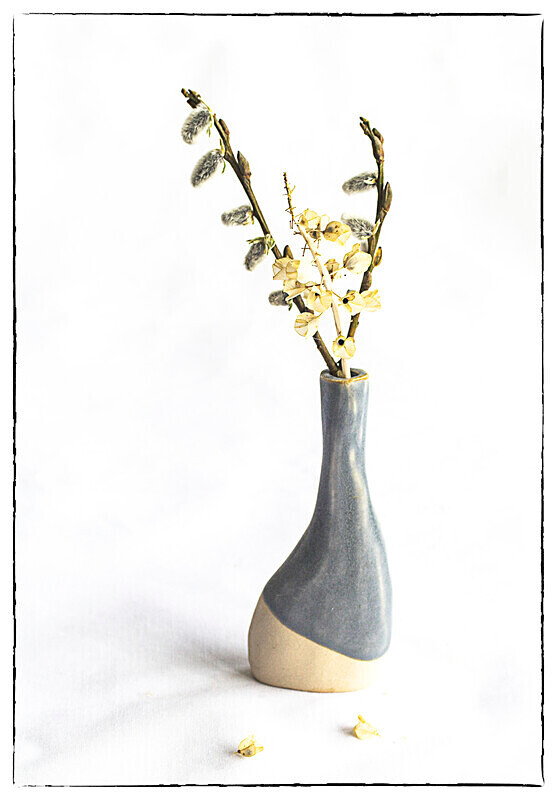 Seedheads in Grey Vase 2 - Kate Cummings