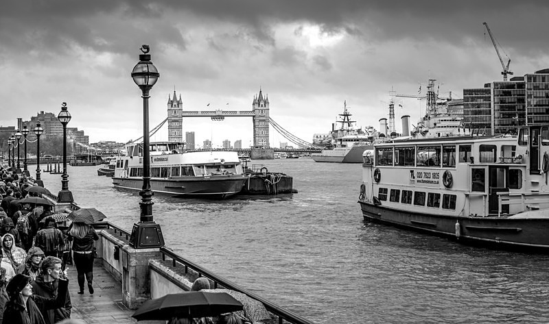 Busy Thames - UK Landscapes