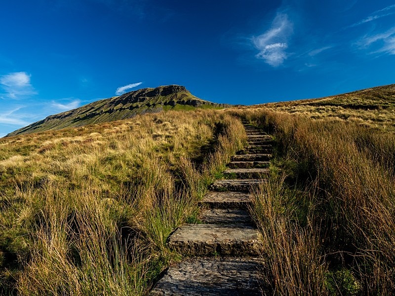 Pen-y-Ghent Mountain - Yorkshire Dales