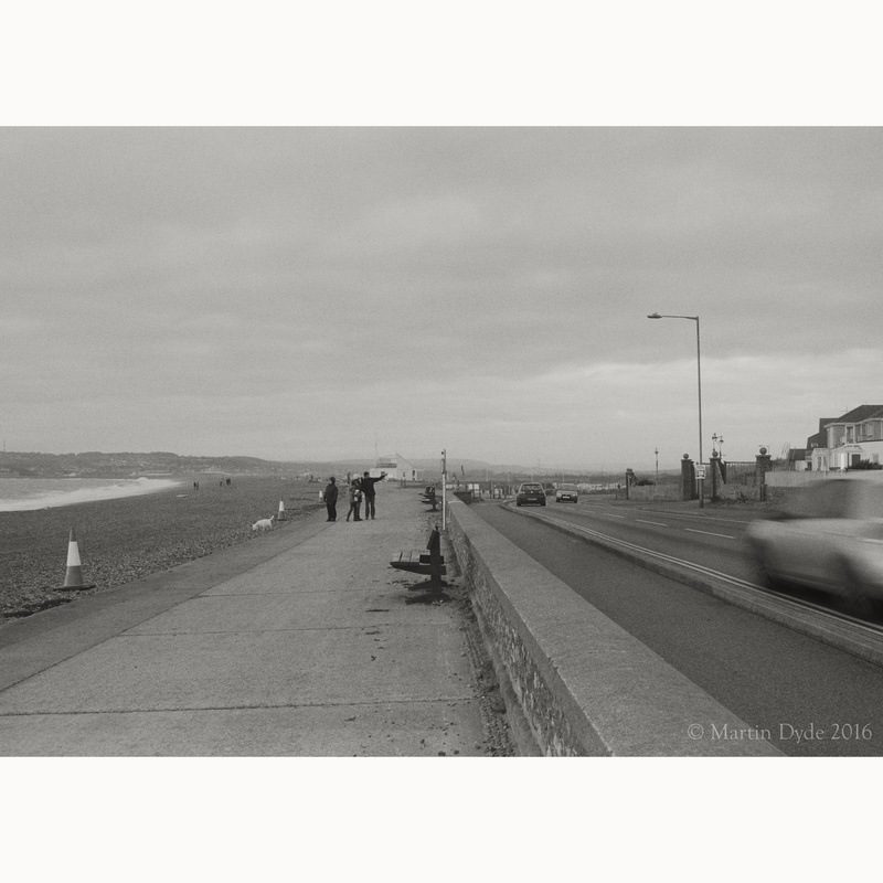 Seaford Seafront, looking west | The Silver Monochrome: black-and-white film photography by Martin Dyde