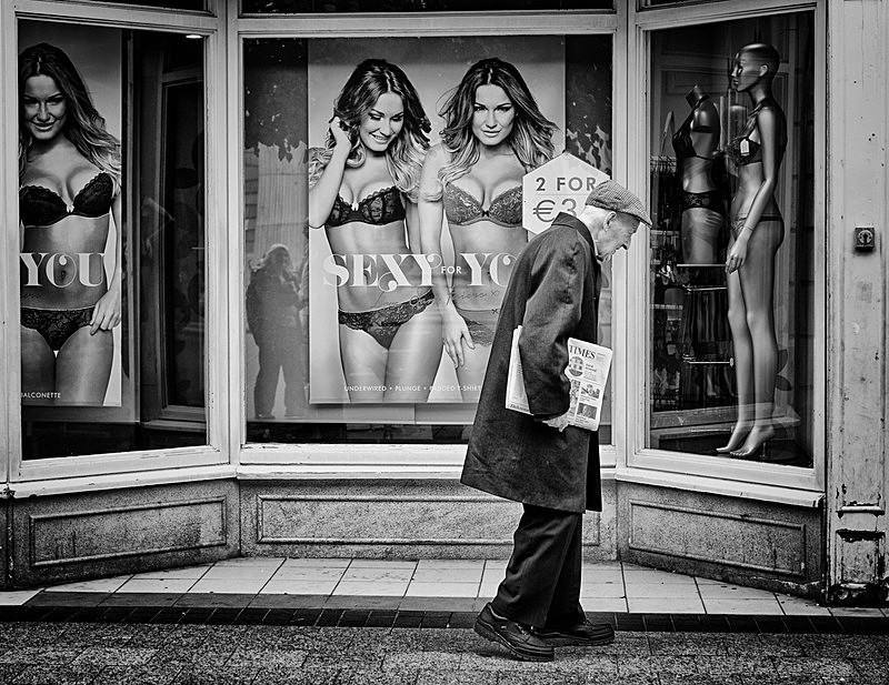  - STREET ~ B&W