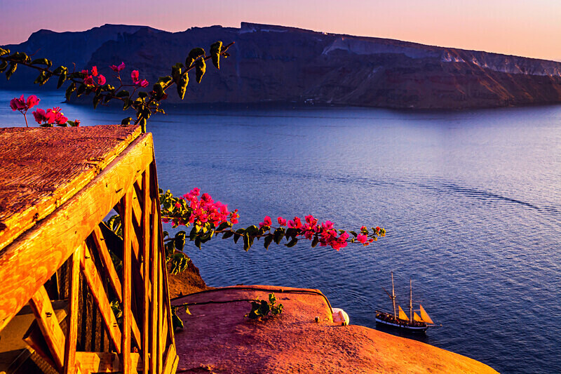  - Santorini