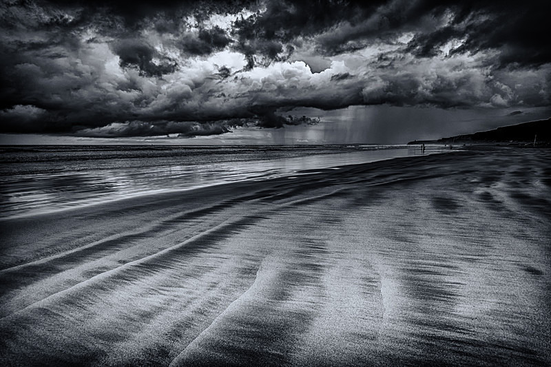 Stormfront B/W : Mark Geddis Photography - Landscape, Portrait & Commercial Photography.