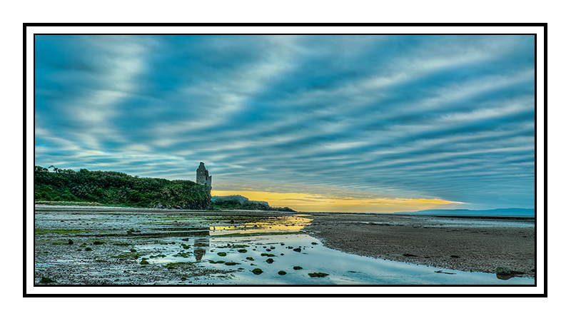 Greenan Castle from Doonfoot beach, Ayr. - Glasgow & strathclyde