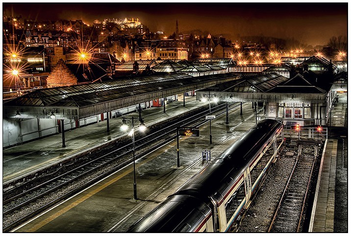 Stirling Train Station by Night - Portfolio