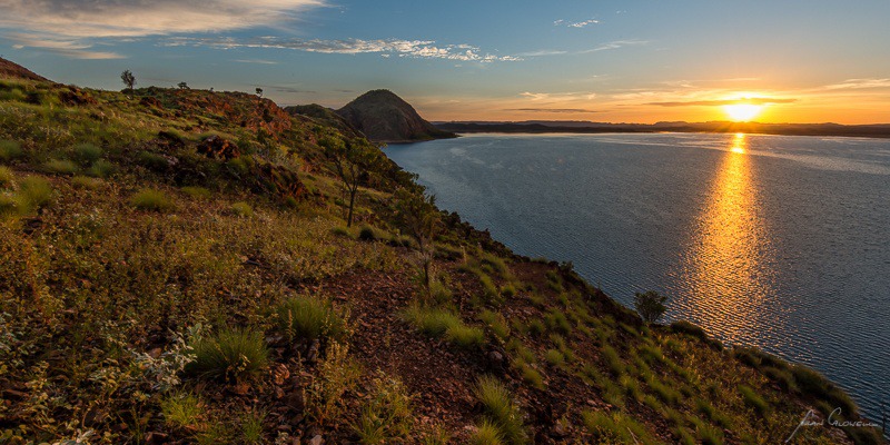 Sun Rays at Pannikan - East Kimberley
