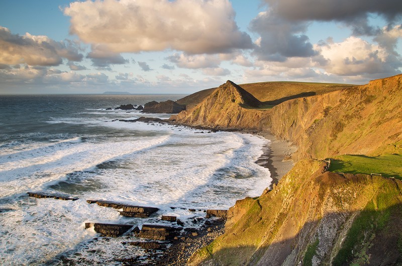 Spekes Mill with Lundy - Latest images