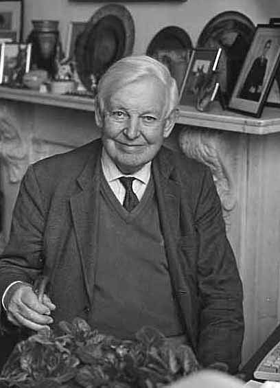  - Walter Carrington's study