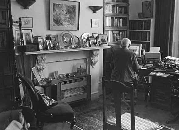  - Walter Carrington's study
