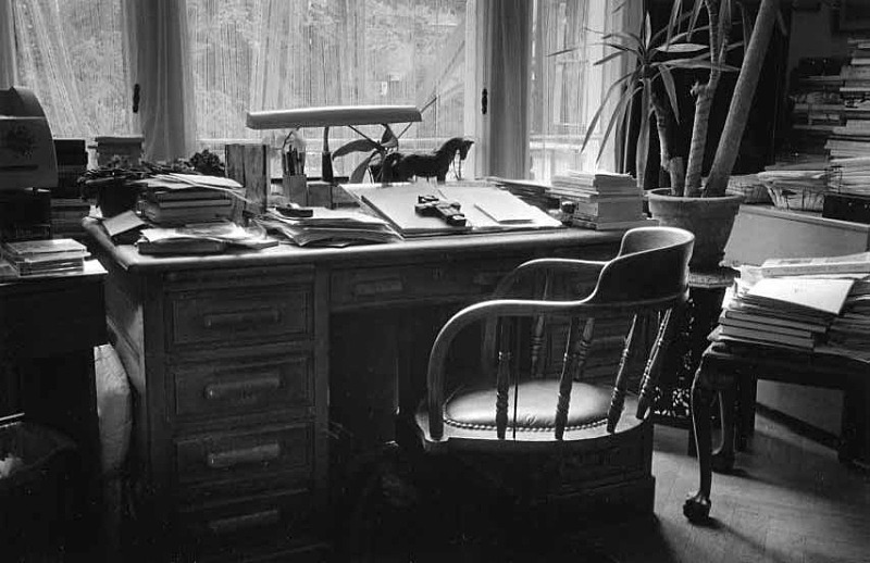  - Walter Carrington's study