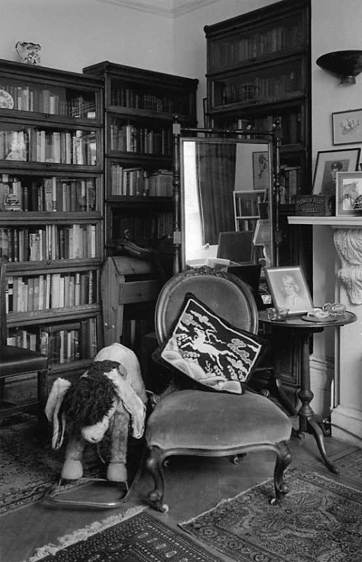  - Walter Carrington's study
