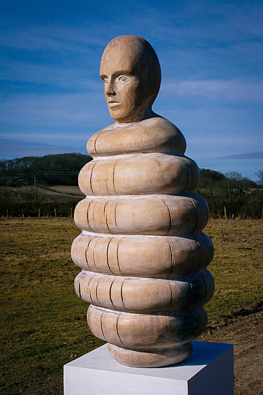 TUBULAR MAN - Figures
