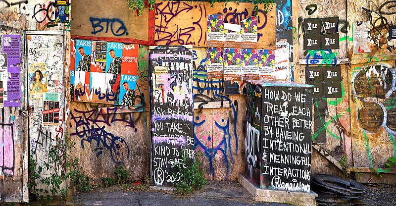 T28 - On the Street