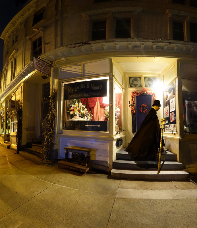 Mrs. Swift's and Moore, Bridgewater - More Halloween