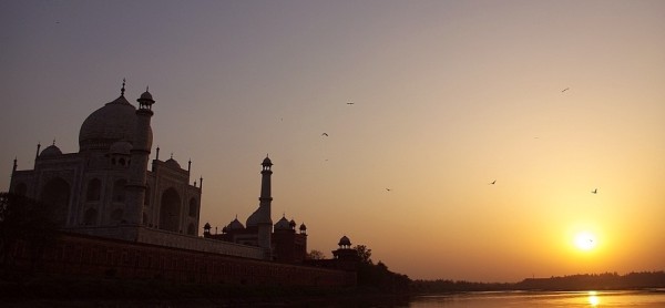 Taj Mahal at sunset - India (Assam, Brahmaputra cruise, Agra and Jaipur)