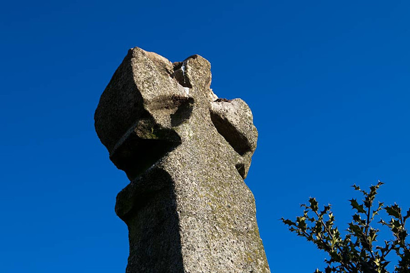  - Dacres cross