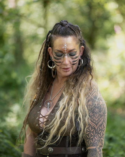  - Laura Viking
