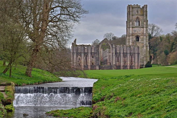 Fountains Abbey - Central England