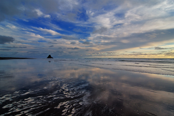 Karekare Beach - New Zealand