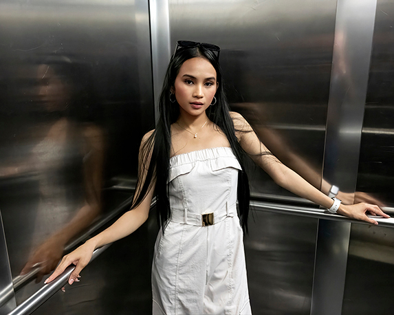  - Lei Anne