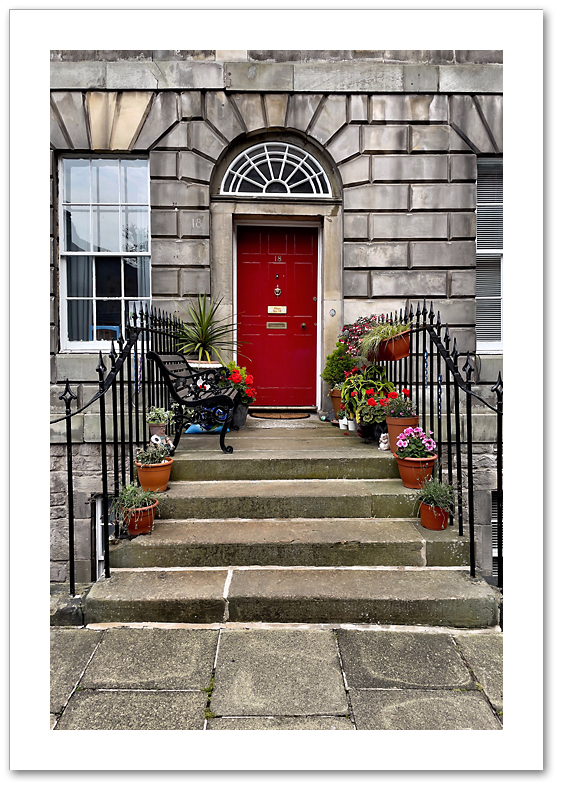 18 Red ♦ EDINBURGH