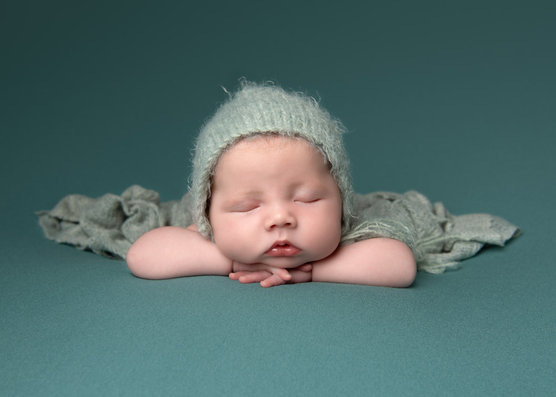 21 - Newborns, siblings & parents
