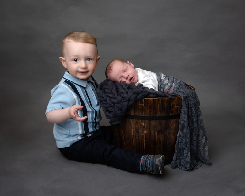 7 - Newborns, siblings & parents