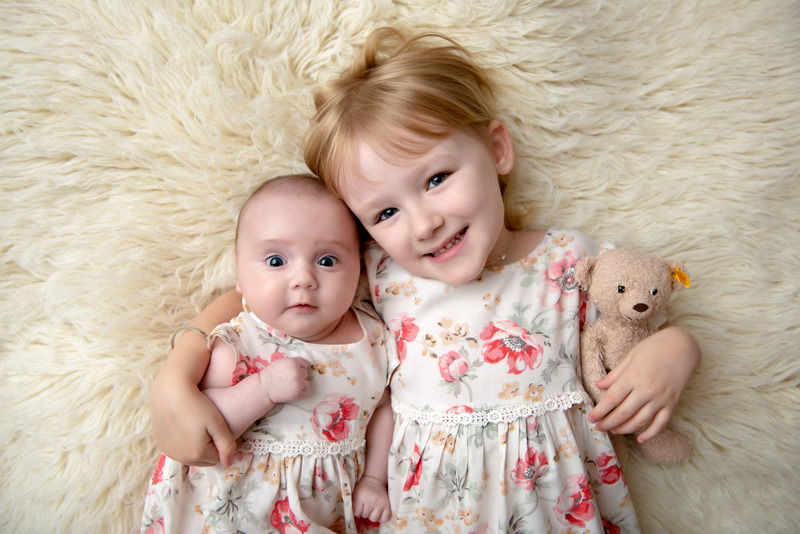 10 - Newborns, siblings & parents