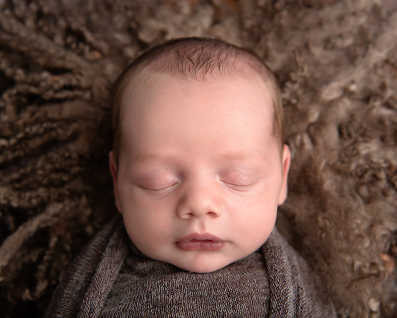 18 - Newborns, siblings & parents