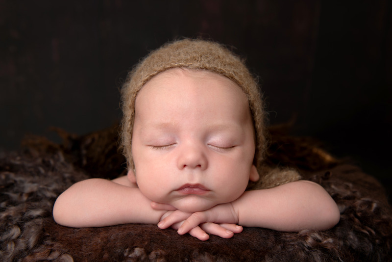 23 - Newborns, siblings & parents